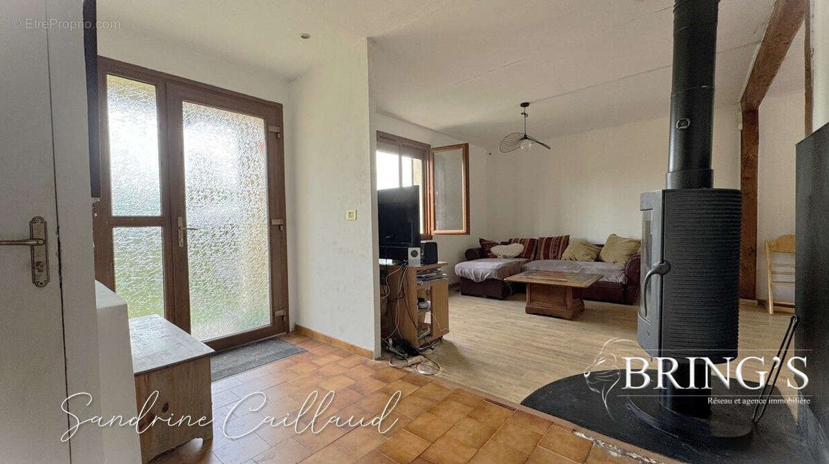 Maison 130 m² à Richebourg  - photo 4
