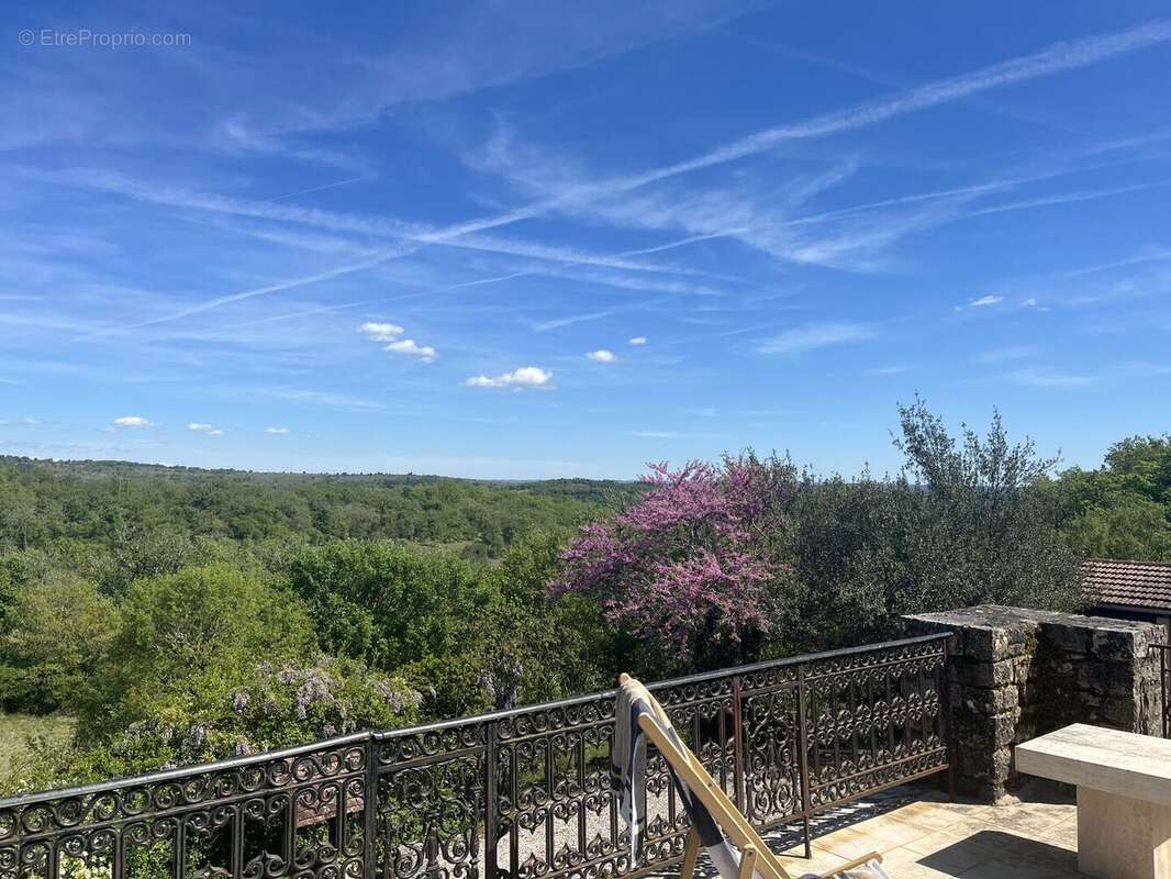 Vue terrasse - Maison à CAJARC