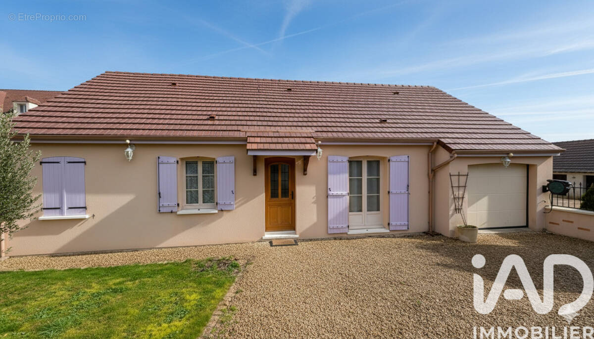 Photo 1 - Maison à CHEMILLY-SUR-YONNE