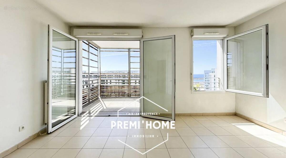 Appartement à MARSEILLE-2E