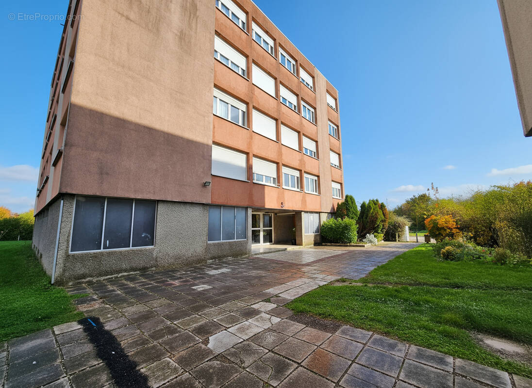 Appartement à ROMILLY-SUR-SEINE