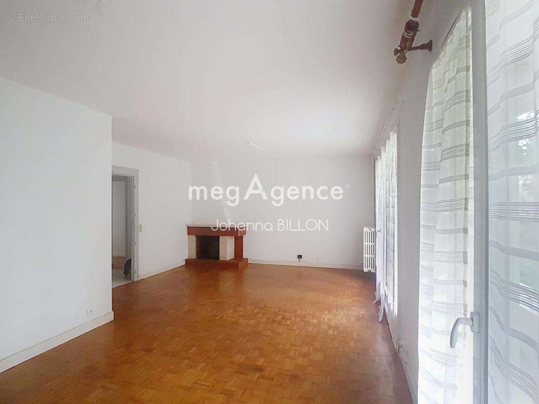 Appartement à JOUE-LES-TOURS