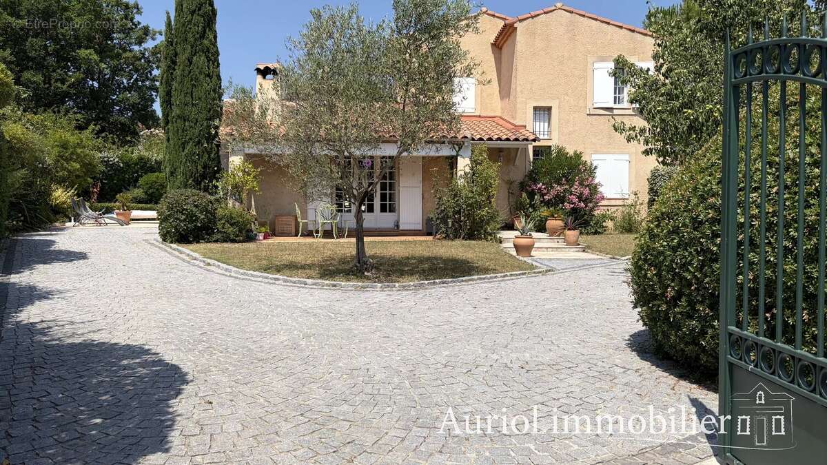 Maison à AURIOL