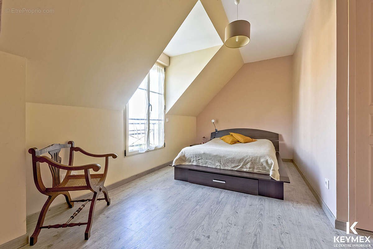 Maison à VILLIERS-ADAM