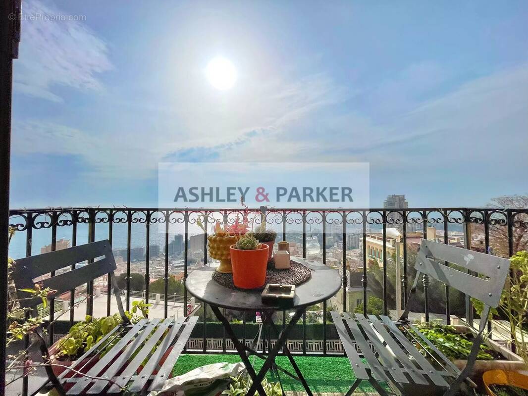 Appartement à BEAUSOLEIL