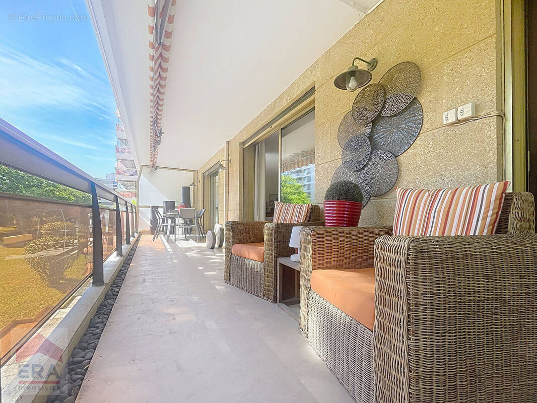 Appartement à MARSEILLE-9E