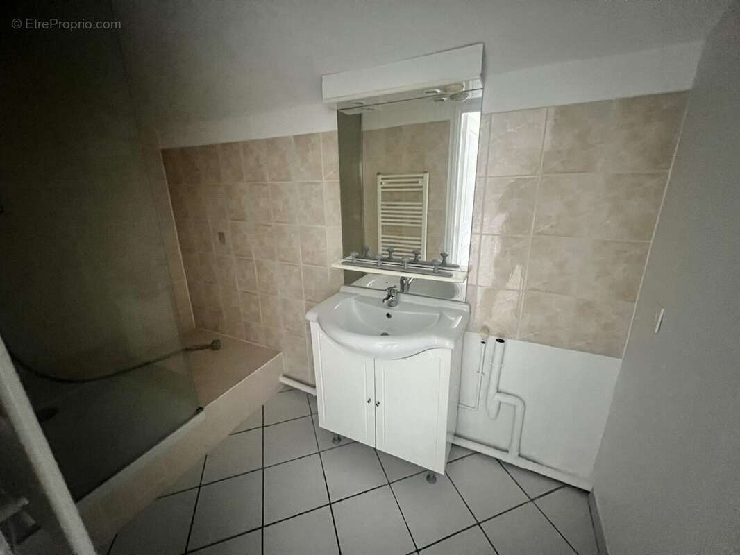 Appartement 39 m² à Saint-Cheron  - photo 7