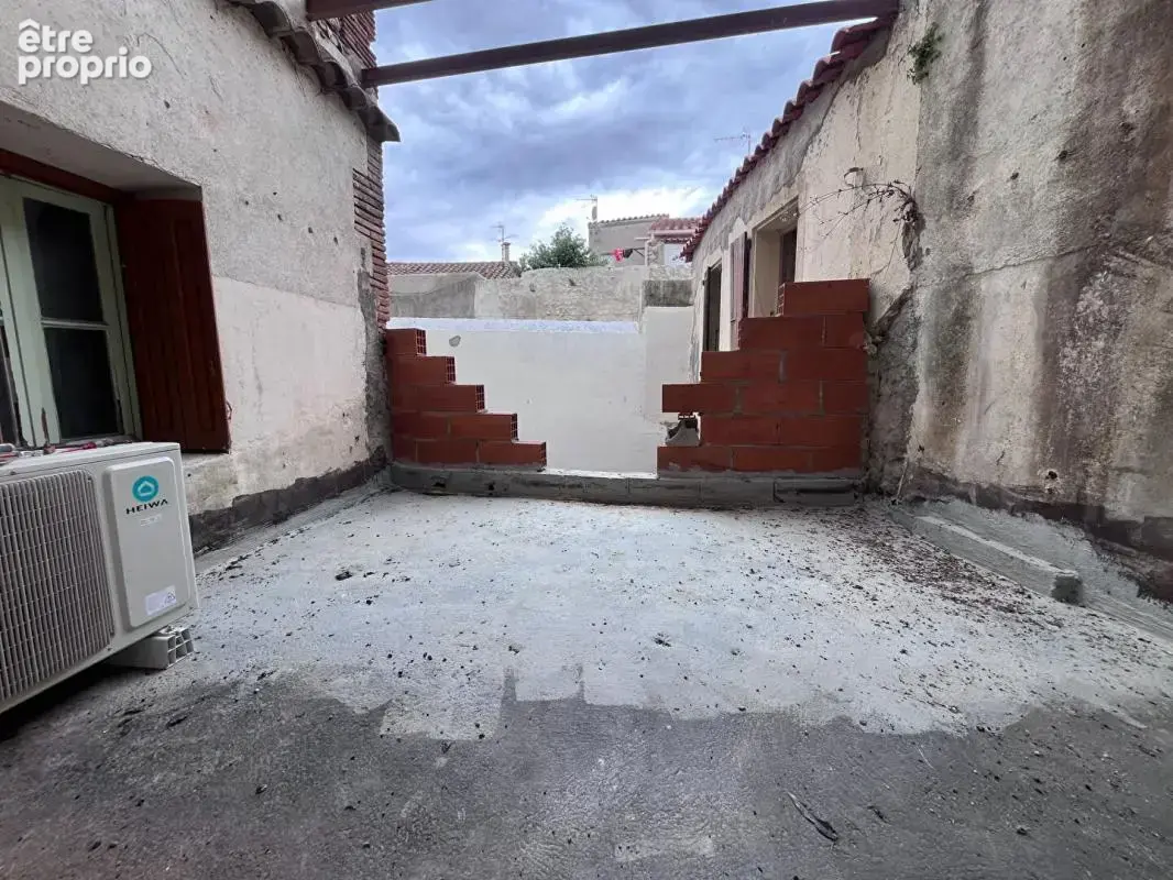 Immeuble de rapport de 200 m² environs à rénover pouvant être aménagé en deux appartements et un local - photo 3