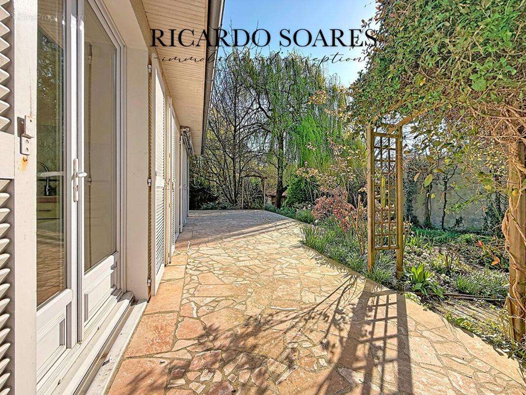 Maison à PONT-SAINTE-MAXENCE