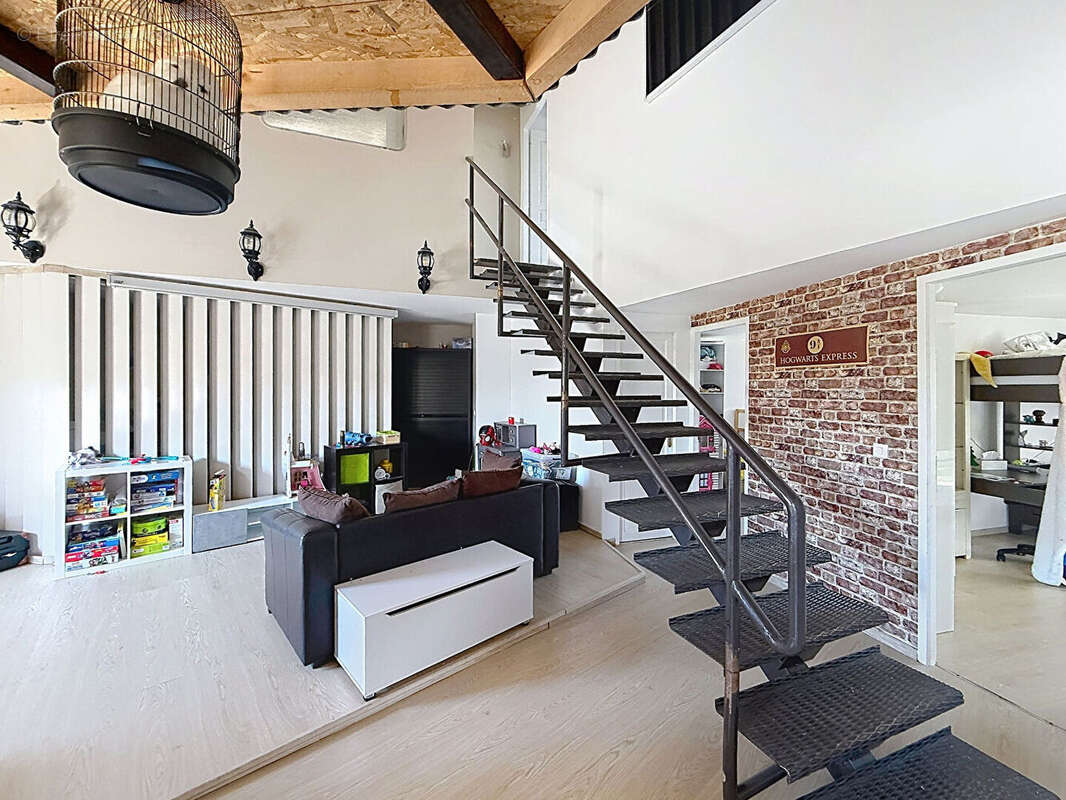 Maison à MEXIMIEUX