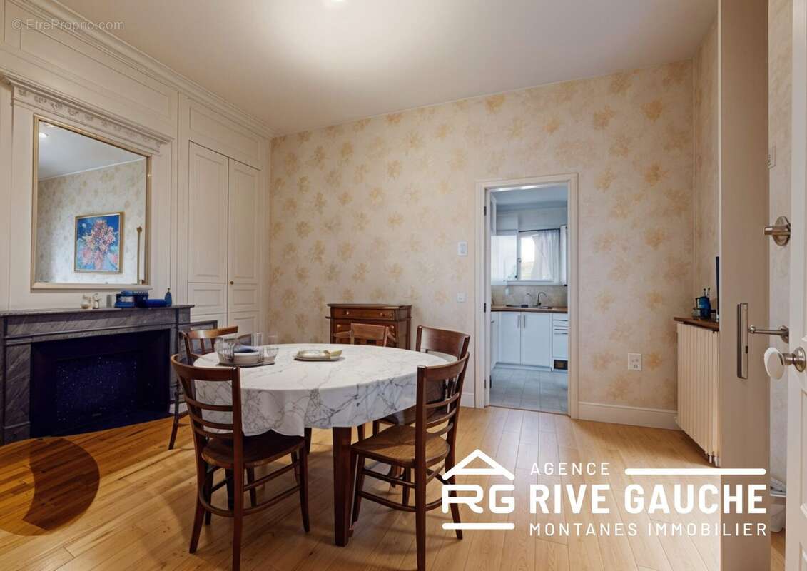 Maison à ROUSSILLON