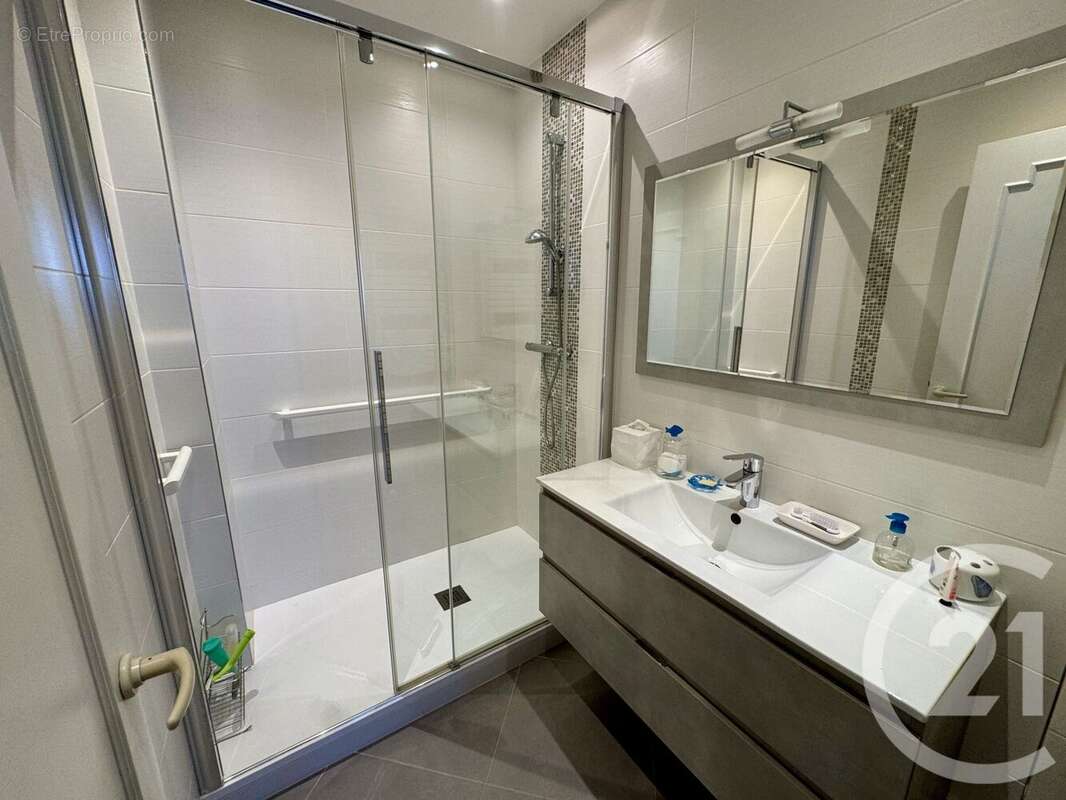 Appartement à AVON