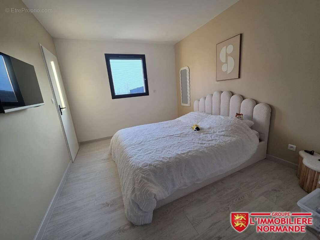 Maison à VAL-DE-REUIL