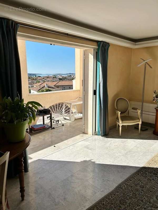 Appartement à SANARY-SUR-MER