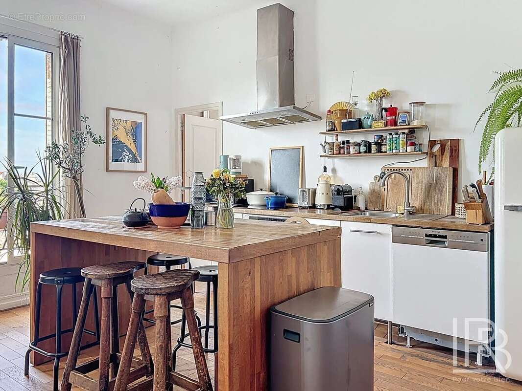Appartement à MARSEILLE-7E