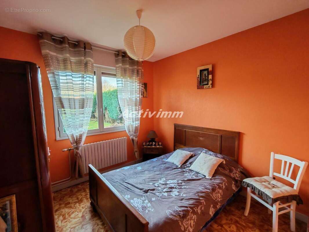 4288 7 - Maison à HESDIN