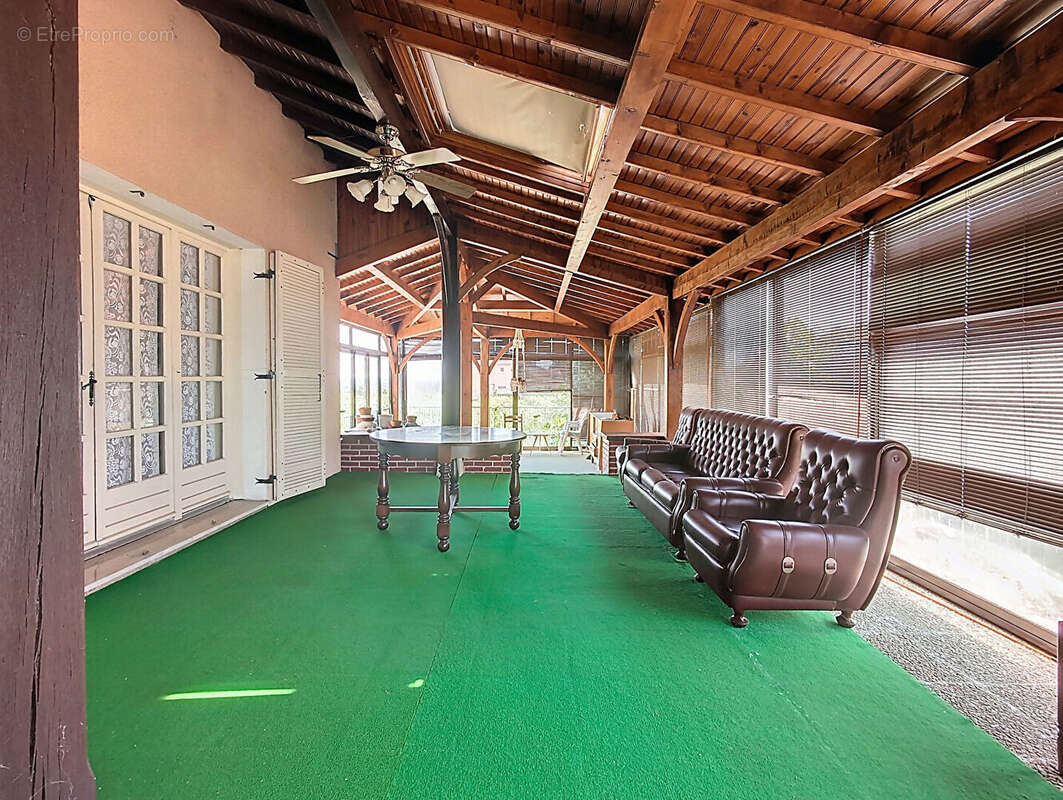 Maison à BELLEVILLE