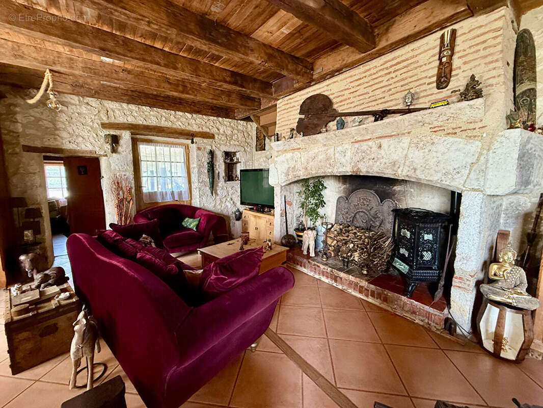 Propriété de charme en pleine nature avec gîte et dépendances - photo 16