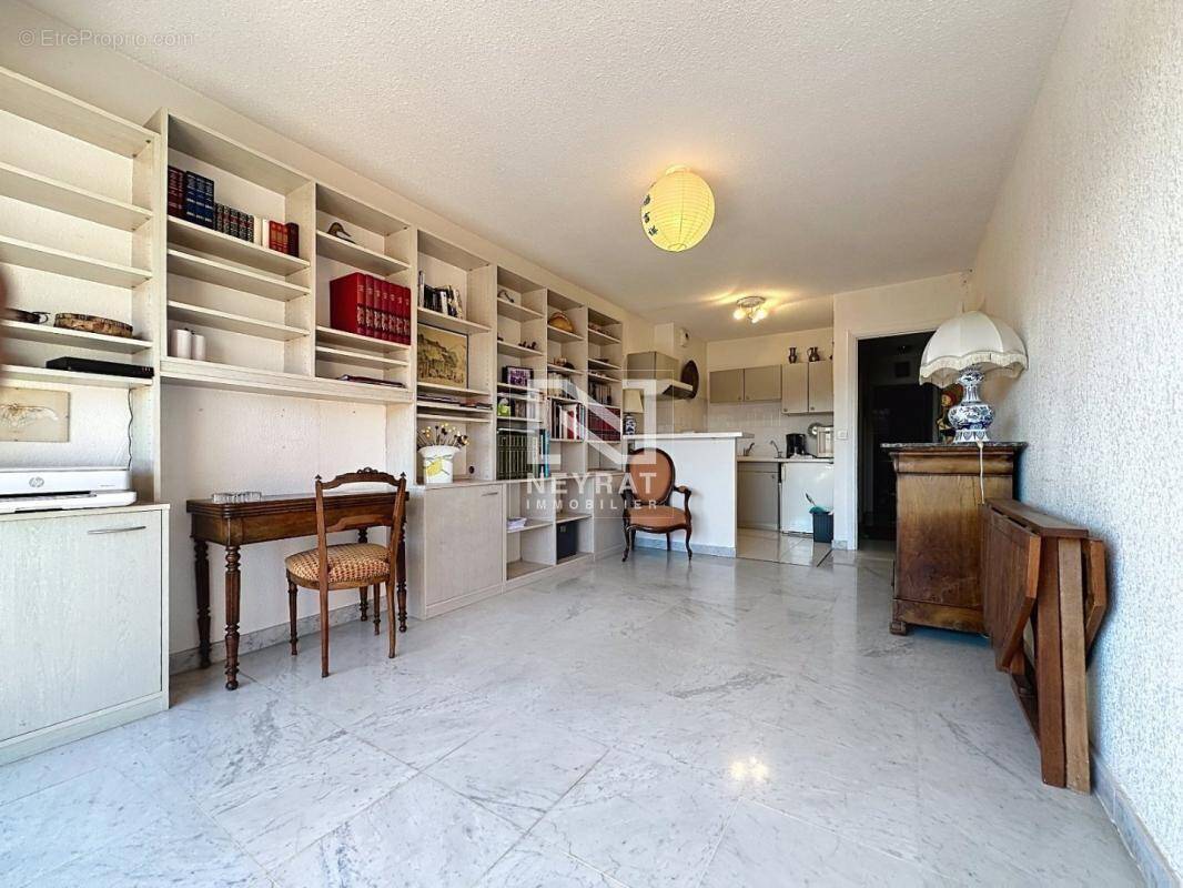 Appartement à SAINT-RAPHAEL