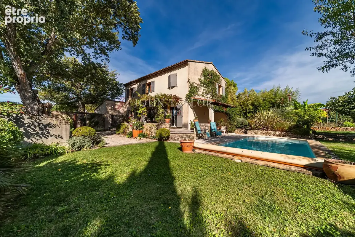 Maison à vendre à Cabrières-d'Avignon : 160 m² de charme avec piscine - photo 8