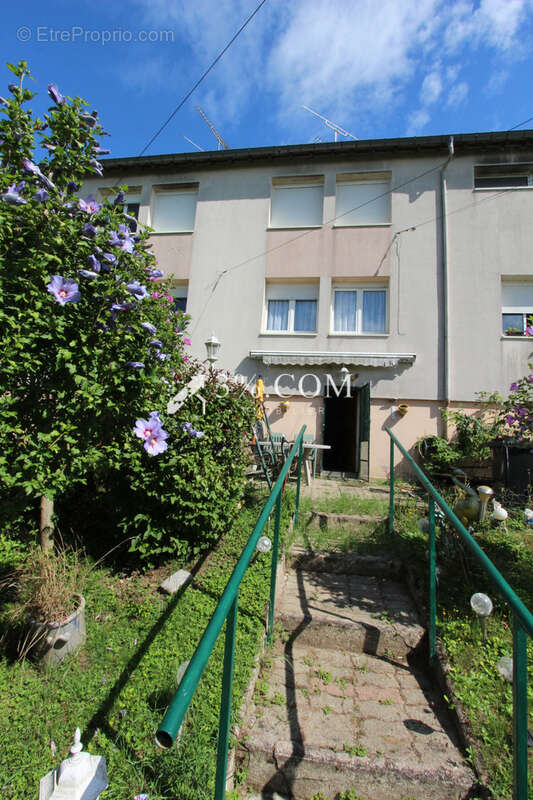 Maison à MAGNIERES