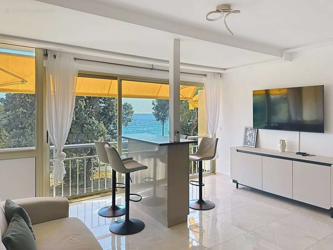 Cannes vente 2 pièces vue mer panoramique - photo 6