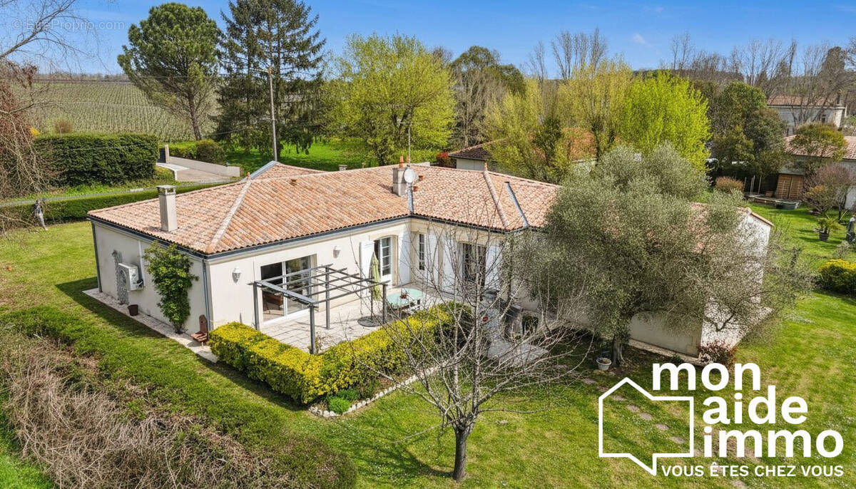 Maison à YVRAC