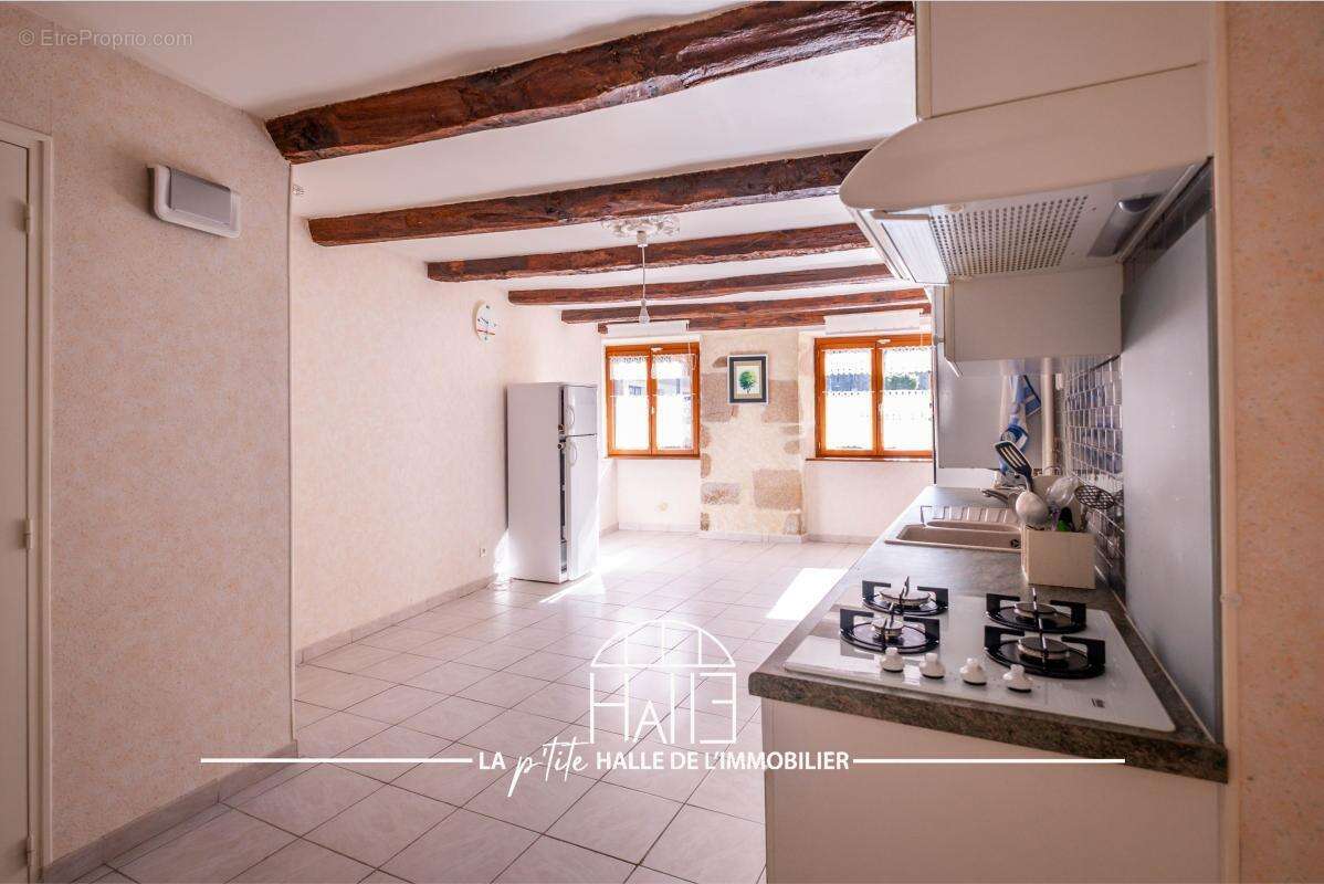 Maison à VERNEUIL-SUR-VIENNE