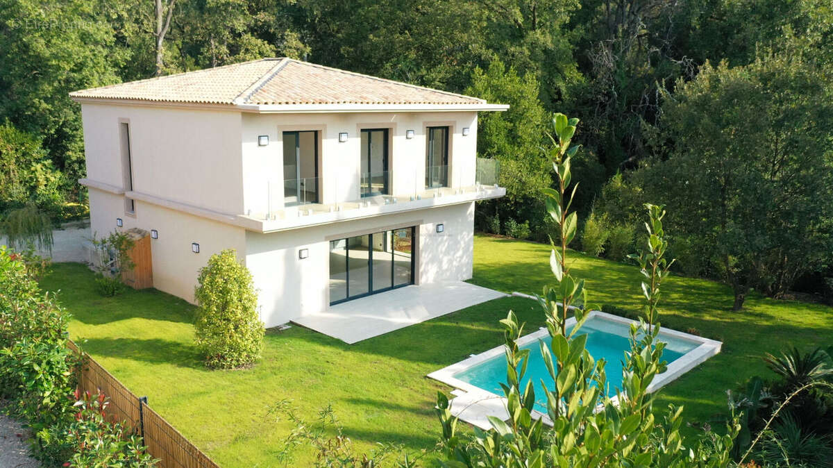 Villa de standing neuve 160 m² avec piscine à Mougins Frais de notaire réduits - photo 4