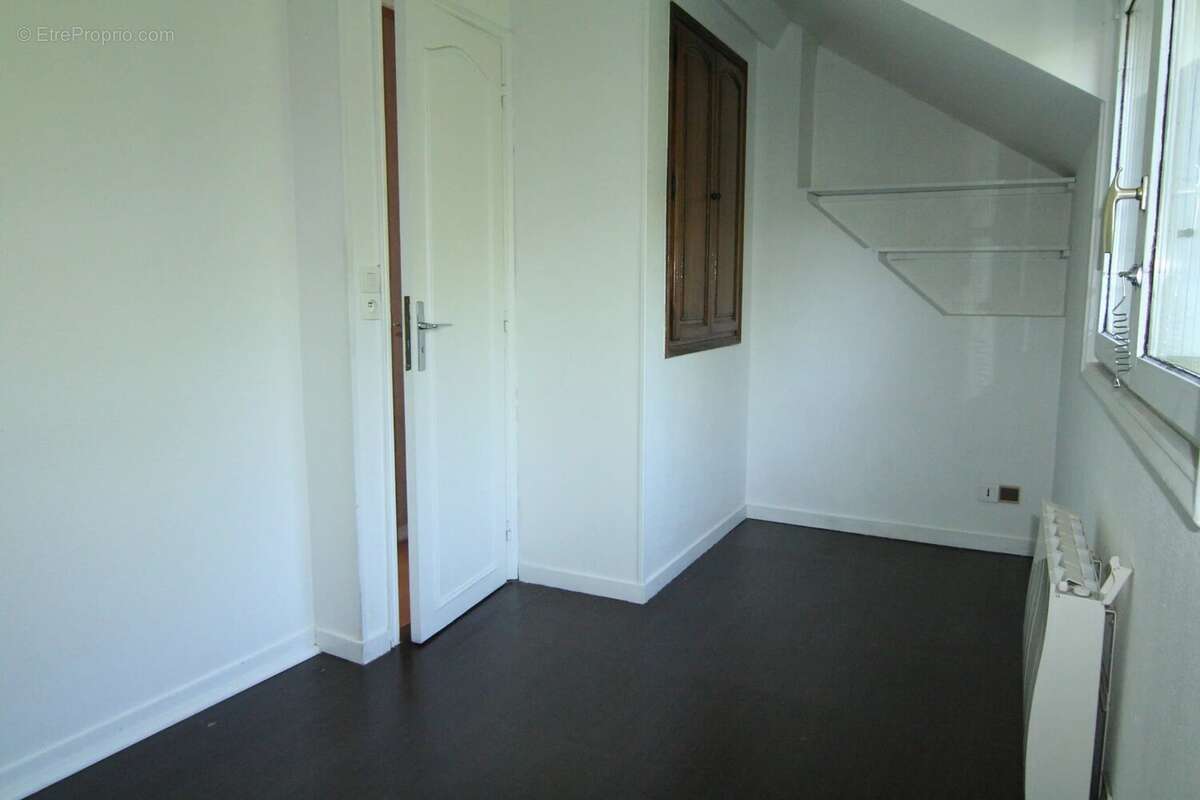 Maison à SAINT-CHERON