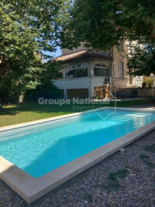 Maison à CHATEAURENARD