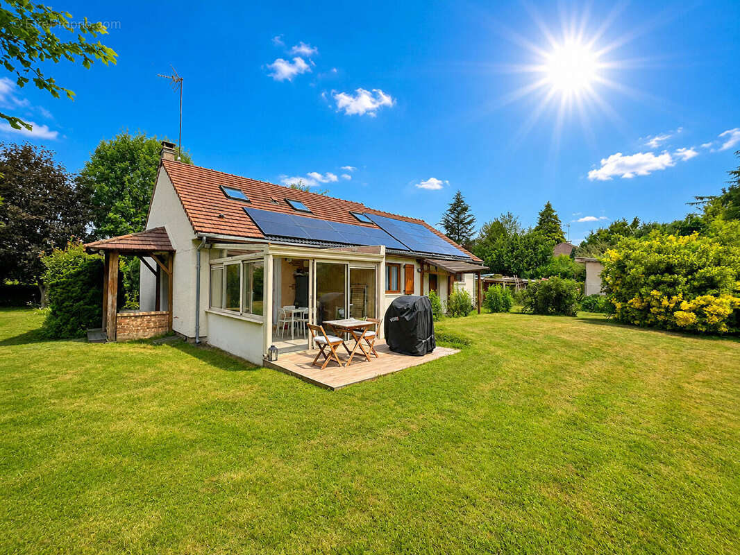 Maison Chaumont En Vexin 6 pièce(s) 125 m2 + terrain de 2822 m². - photo 3