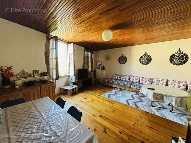 Appartement à ROMANS-SUR-ISERE