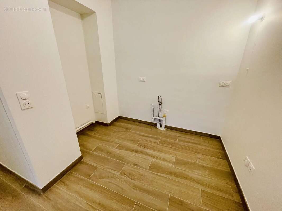 Appartement à SAINT-MAUR-DES-FOSSES