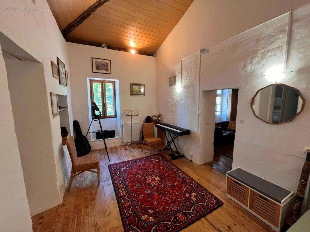 Maison à VERTEILLAC