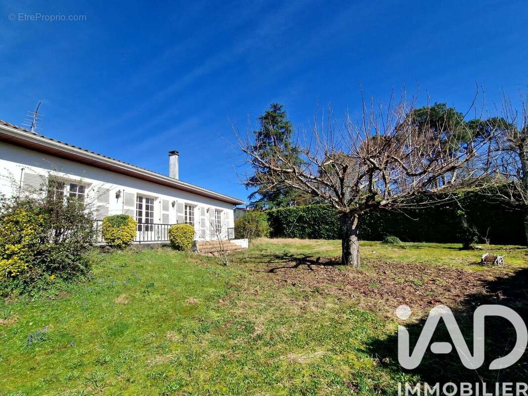 Photo 2 - Maison à SAINT-PIERRE-DU-MONT