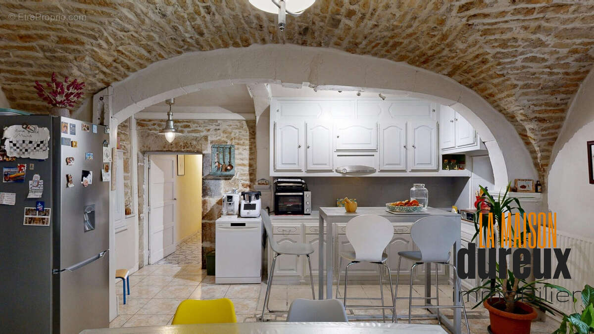 Appartement à POUILLEY-LES-VIGNES