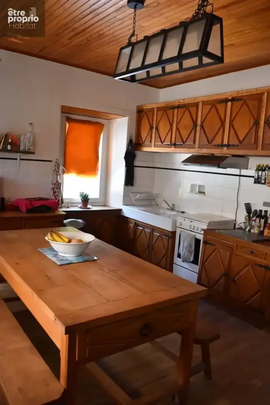 Coeur de village, Maison en pierres avec petit jardin - photo 9