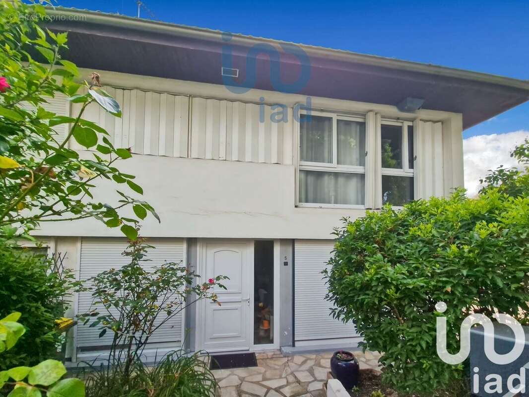 Photo 3 - Appartement à GRETZ-ARMAINVILLIERS