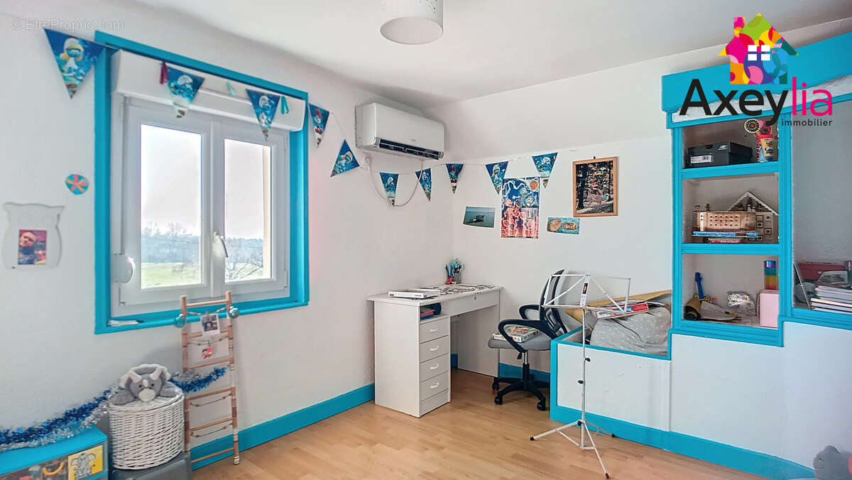 Maison à LA MOTTE-SAINT-JEAN