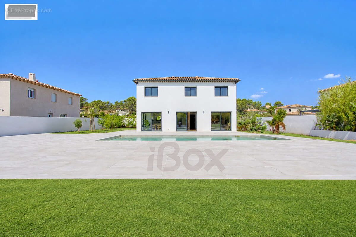 Villa contemporaine d'exception (2025)   La Crau - photo 22