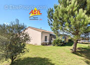 Photo 1 - Maison à VOUILLE