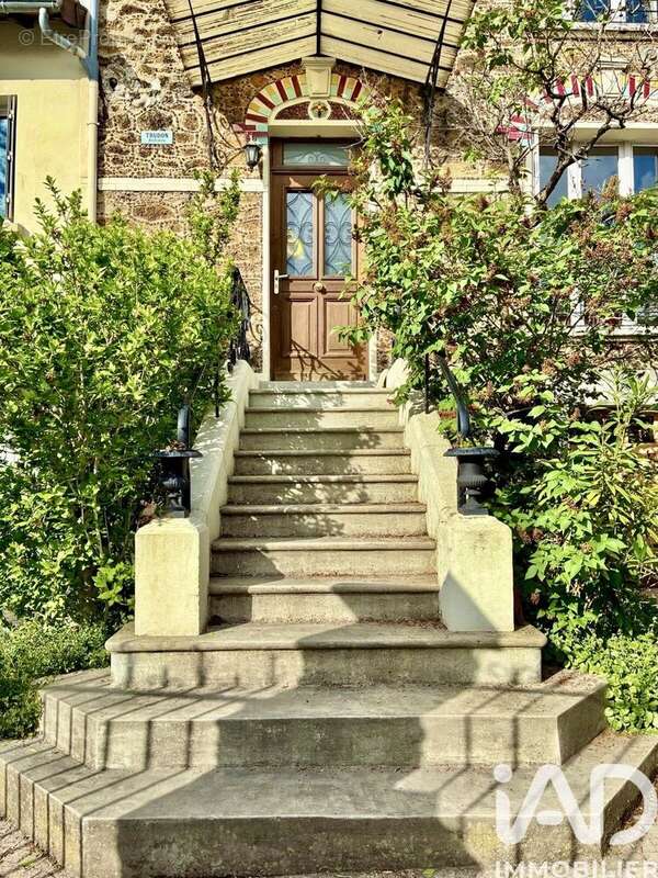Photo 2 - Maison à ROSNY-SOUS-BOIS