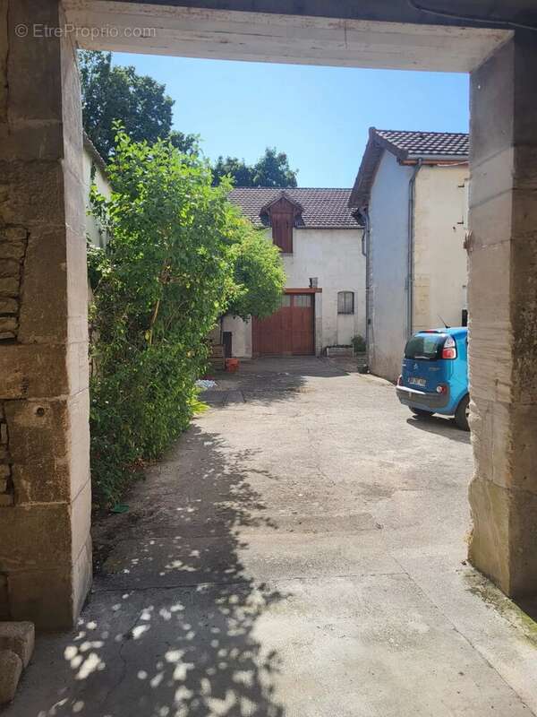 Maison à MEURSAULT