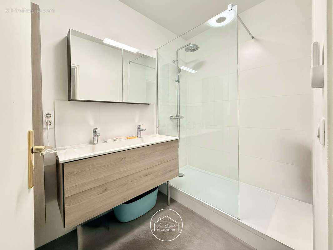 Appartement à MARSEILLE-9E