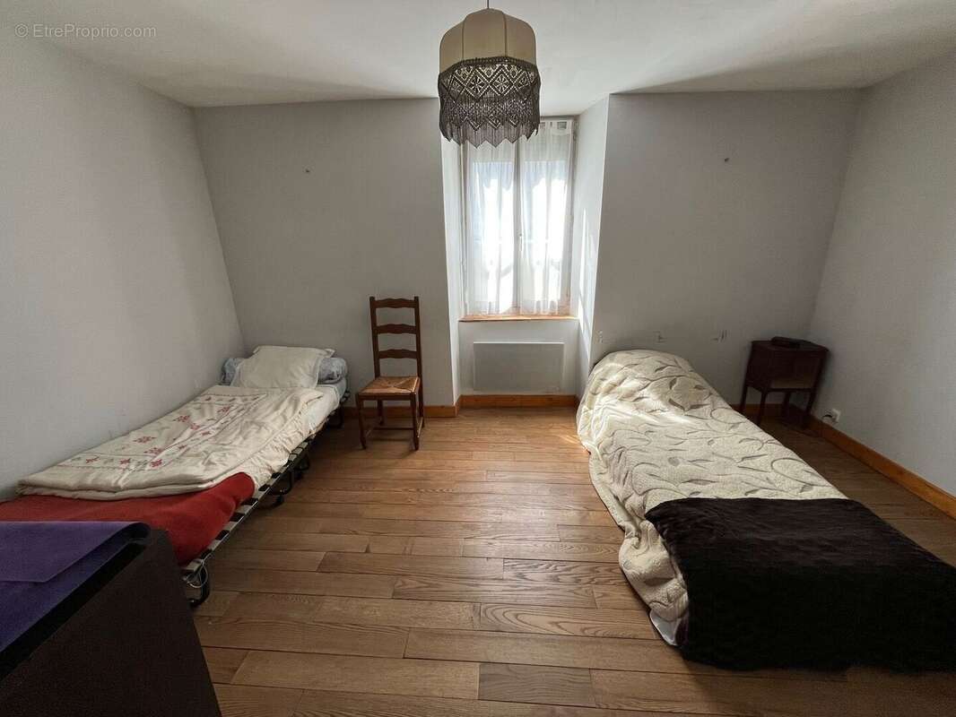 CLAVE 11 - Maison à ASPET