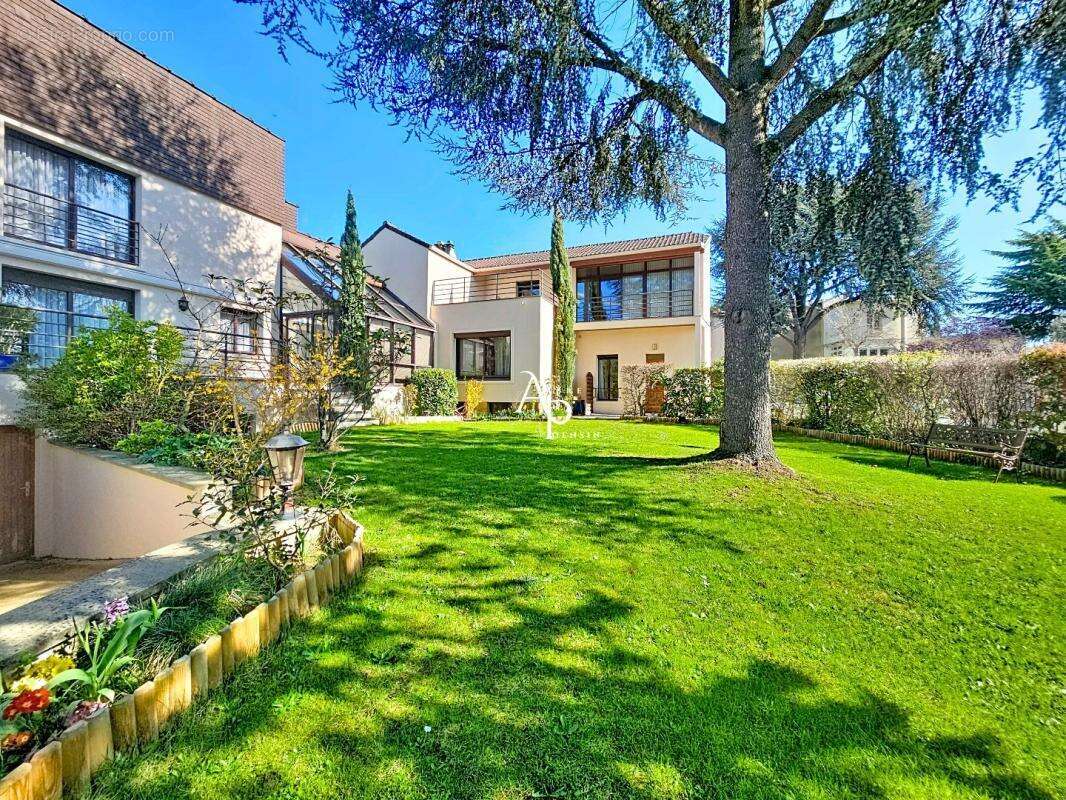 Maison à FONTENAY-AUX-ROSES