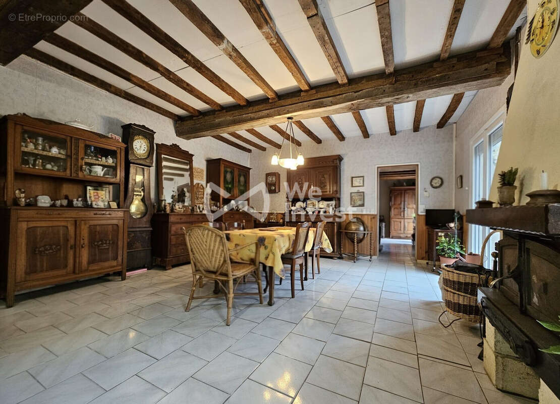 Maison à MEZIDON-CANON