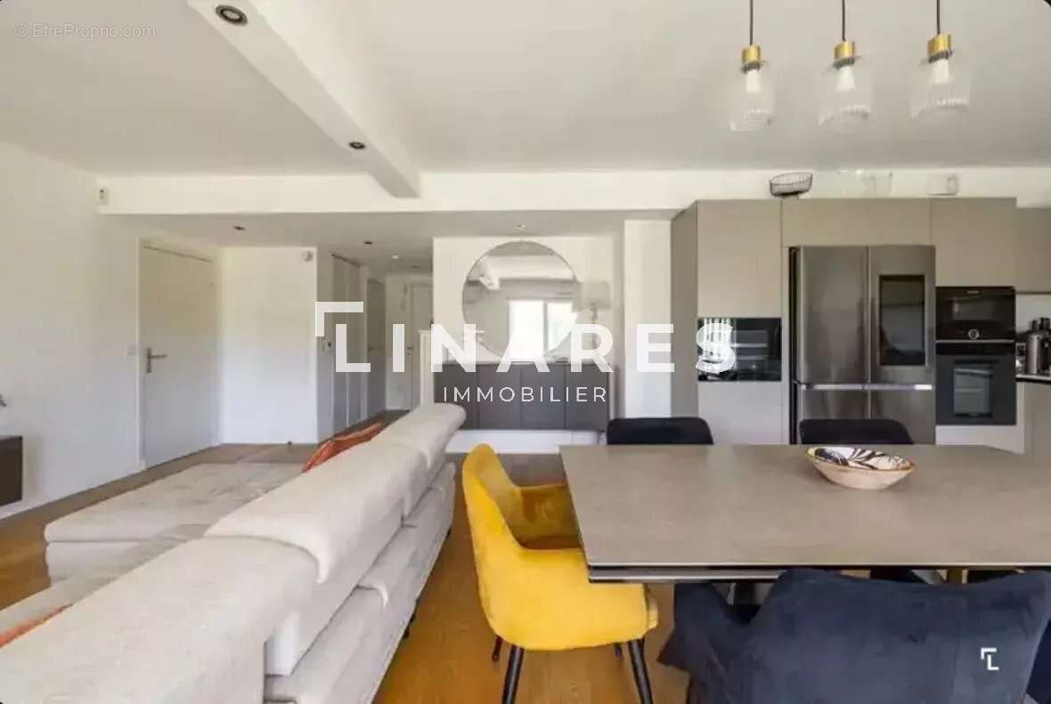 Appartement à MARSEILLE-9E