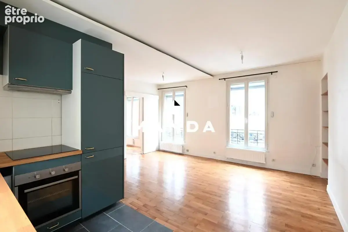 Appartement à PARIS-19E